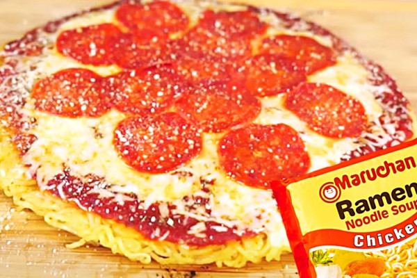 How To Make Ramen Pizza - Ramen Noodle Pizza Crust Idea - Cheap Meal Ideas