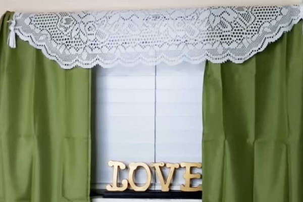 DIY Curtains - Dollar Store Home Decor