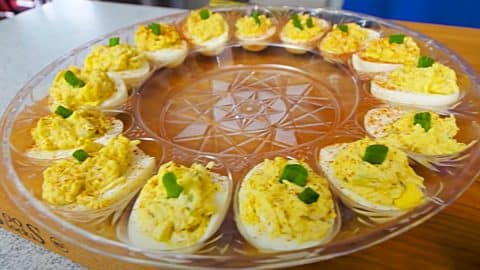 Crab-Stuffed Deviled Eggs Recipe | DIY Joy Projects and Crafts Ideas