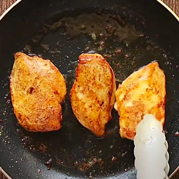 How To Cook Chicken Breasts - Easy Lemon Chicken Recipe - Chicken Recipes