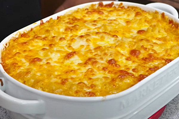 Creamy Mac And Cheese Recipe - Easy Mac And Cheese Recipe - Cheap Casserole Ideas