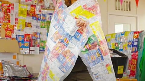 Crisp Packet Sleeping Bag Covers For The Homeless | DIY Joy Projects and Crafts Ideas