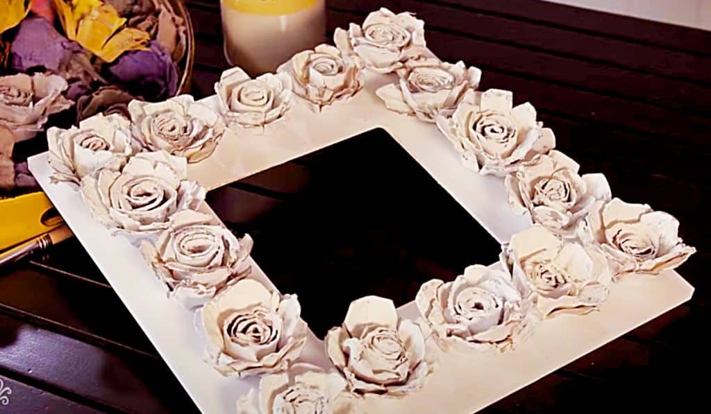How To Make Egg Carton Roses - DIY Decor Ideas - Cheap Shabby Chic Ideas