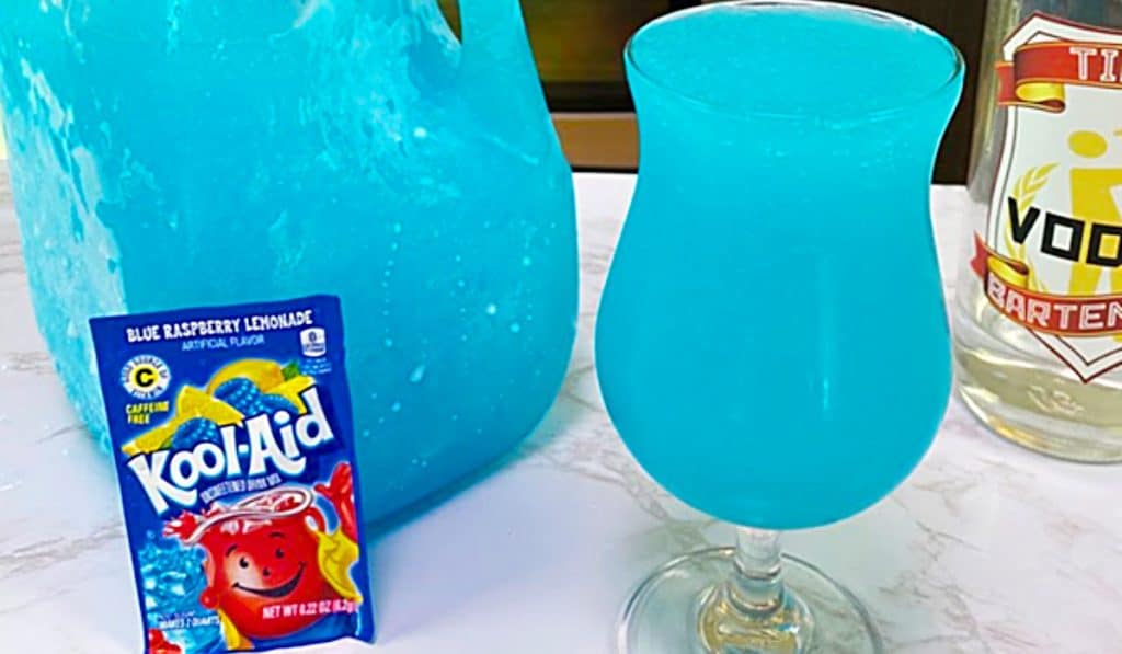 Lake Day Punch Recipe - Easy Punch Recipe - Outdoor Drinks