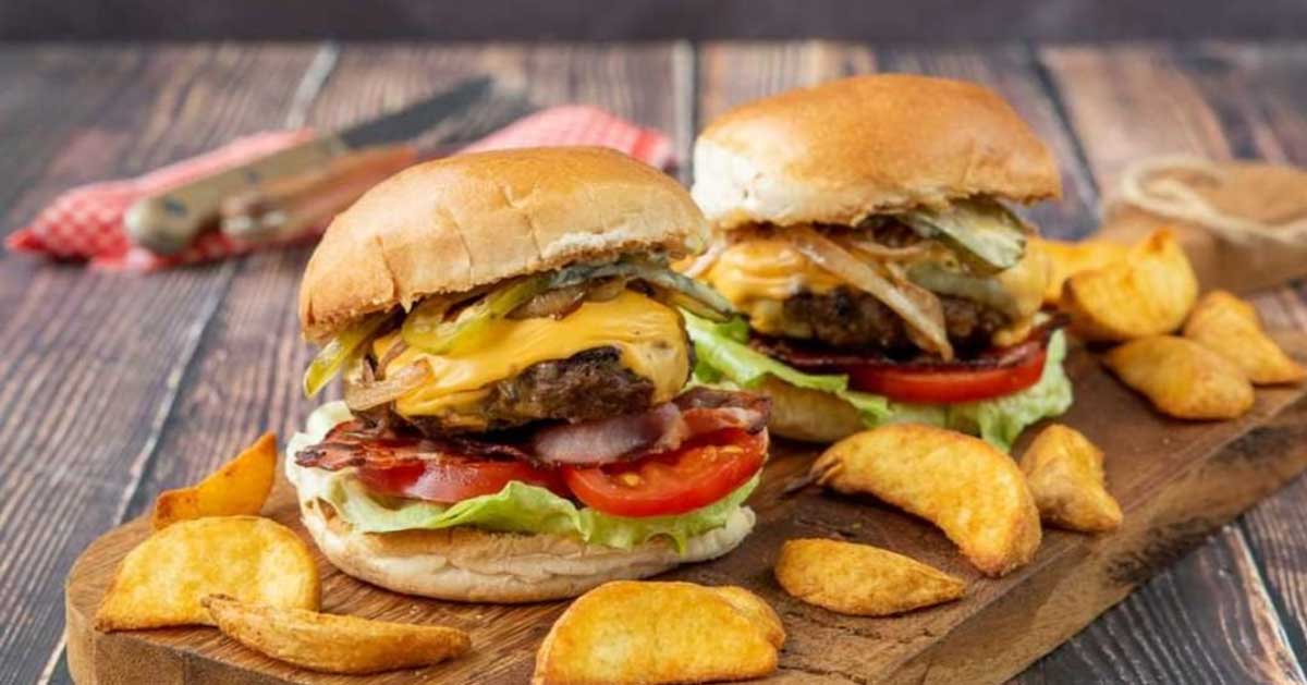 9-Minute Air-Fryer Cheese Burgers | DIY Joy Projects and Crafts Ideas