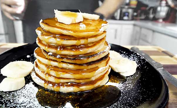 Brown Sugar Banana Pancakes - Easy Recipes