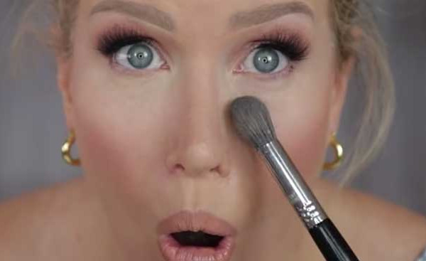 Concealer Hack Using 3 Beauty Items - Beauty Hack