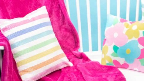 How To Sew An Envelope Pillow Cover In 15-Minutes | DIY Joy Projects and Crafts Ideas