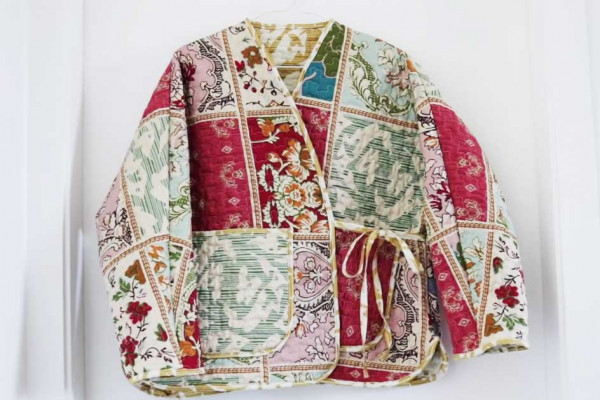 DIY Jacket Made From A Quilt - Jacket DIY
