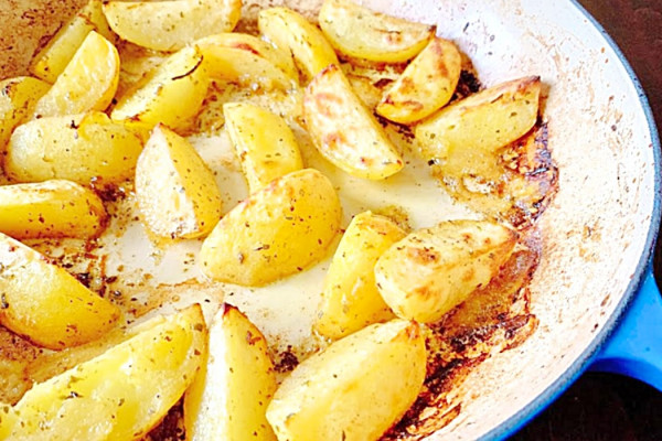 Greek Lemon Potatoes Recipe - How To Make Greek Style Potatoes - Lemon Roasted Potatoes Recipe