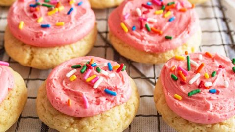 Easy Copycat Lofthouse Cookies Recipe | DIY Joy Projects and Crafts Ideas
