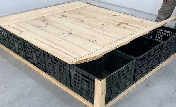 DIY Platform Bed With Storage Crates - DIY Furniture