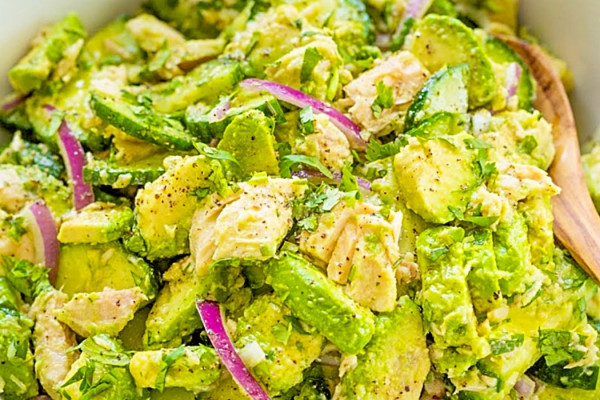Avocado Tuna Salad Recipe - Easy Meal Ideas - Cheap Tuna Meal