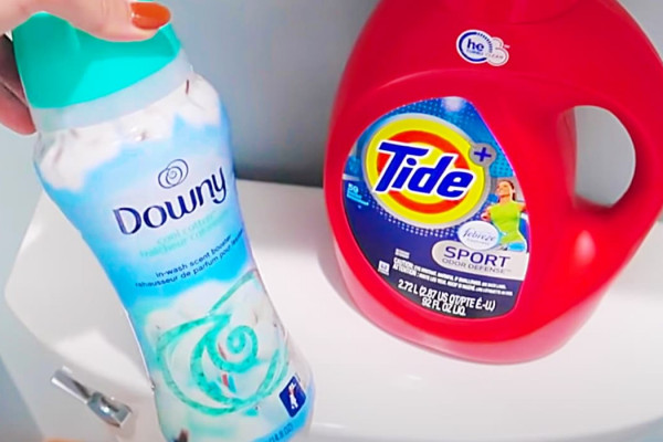 How To Clean A Toilet Tank With Fabric Softener - Downy Hack - Tide Hack