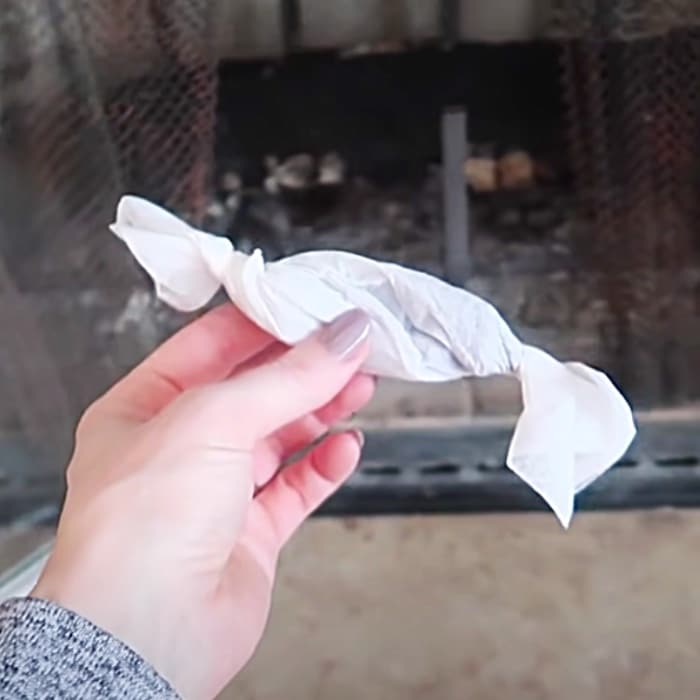 How To Use Dryer Sheets & Dryer Sheet Hacks