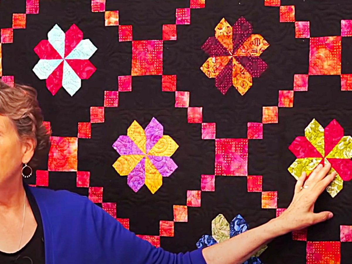 Make a Sew Many Squares Quilt with Jenny Doan of Missouri Star (Video  Tutorial) 