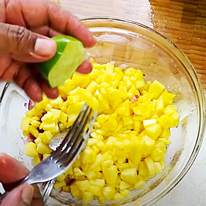 Easy Salsa Recipe - Pineapple Salsa Recipe - Ceviche Ideas