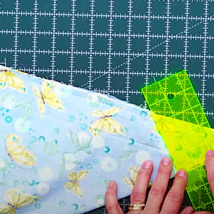 How To Make A Self Binding Quilt - Easy Quilt Ideas - Free Quilt Pattern
