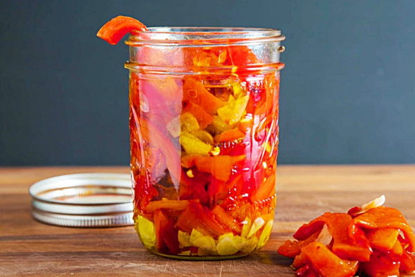 Italian Roasted Red Peppers Recipe - Easy Way To Pickle Peppers - Marinated Italian Peppers