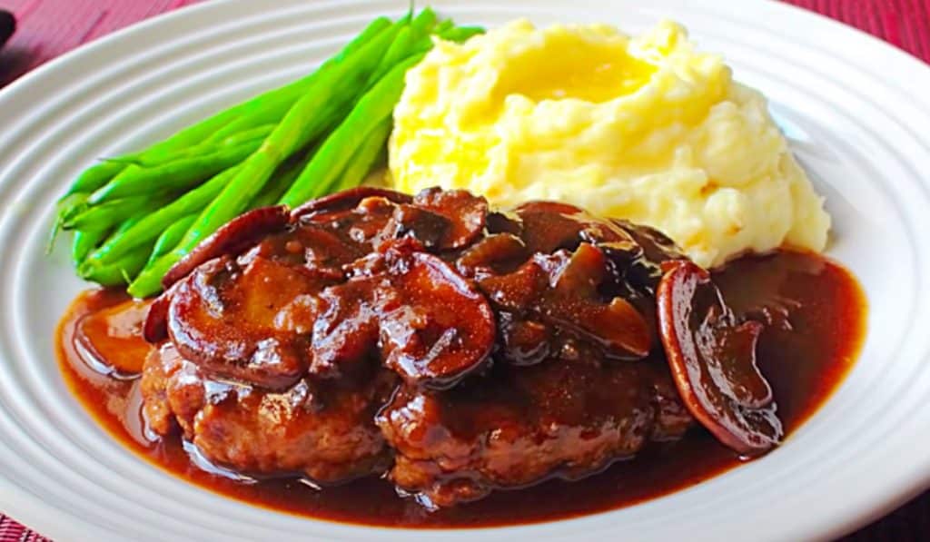 Easy Salisbury Steak Recipe - Ground Beef Ideas - How To Make Hamburger Steaks And Gravy - Salisbury Steak Recipe - Easy Dinner Ideas