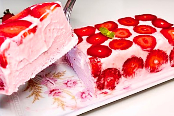 Homemade Strawberry Ice Cream Loaf Recipe - Party Food Ideas - Easy Three Ingredient Ice Cream Cake Recipe