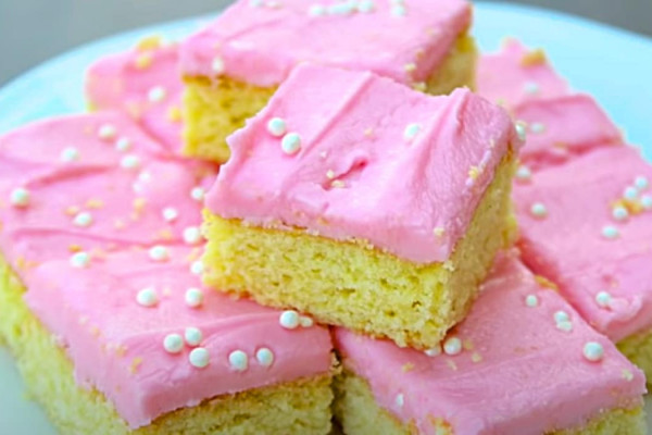 Sugar Cookie Bars With Buttercream Frosting Recipe - Easy Sugar Cookie Recipe - Fun Dessert ideas - Party Food - Kids Food