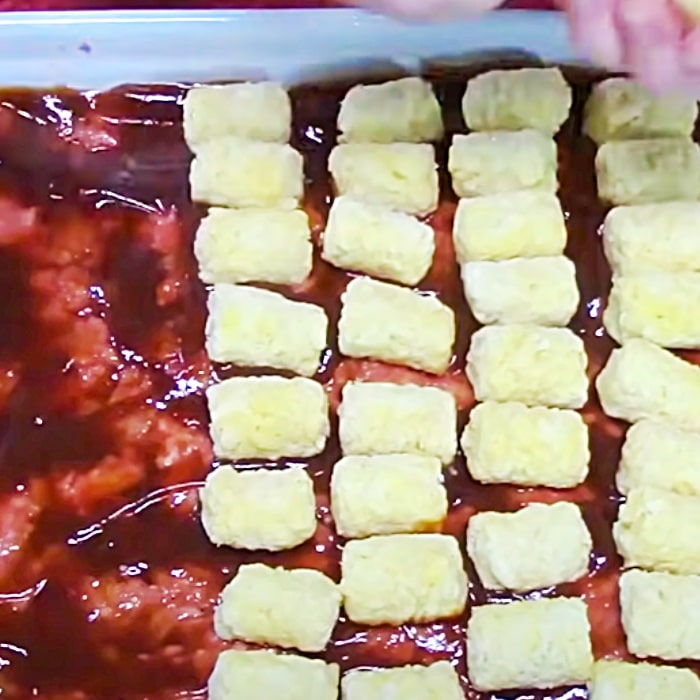 How To Make Meatloaf Tater Tot Casserole - Easy Dinner Ideas - Cheap Meal Ideas - Meal Prep Ideas