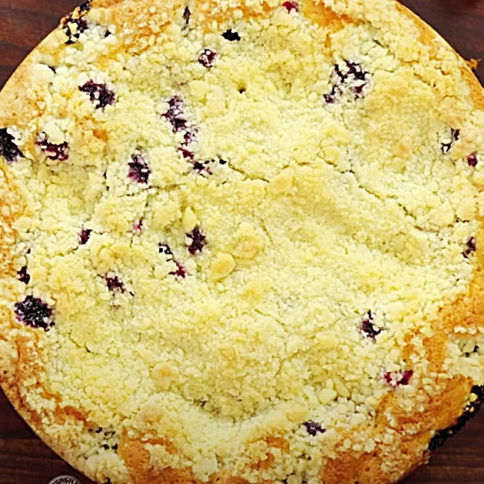 Triple Berry Crumb Cake Recipe - Berry Cake Recipe - Easy Dessert Ideas