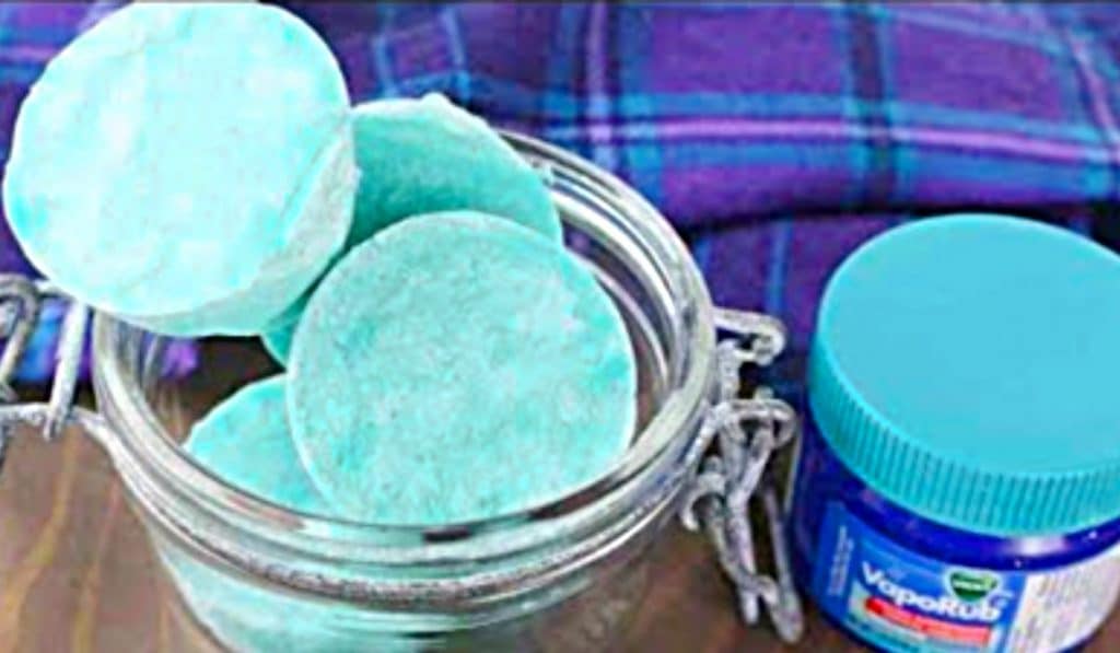 How To Make Vick's Vapor Rub Shower Melts - DIY Allergy Relief - Natural Remedies