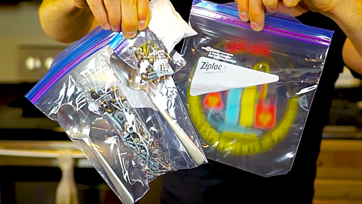 https://diyjoy.com/wp-content/uploads/2021/06/ziplock-bag-hack-1-1200x675.jpg