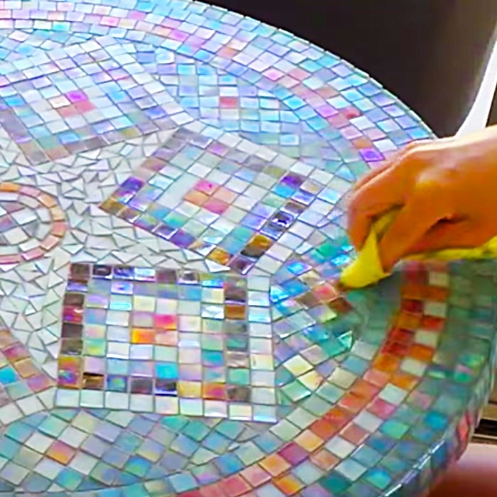How To Make A Mosaic Tabletop - Easy Way To Make A Mosaic - How To Grout A Mosaic