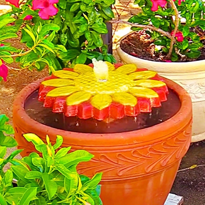 DIY Terracotta Recirculating Birdbath - How To Build A Bird Bath - Easy Outdoor Decor