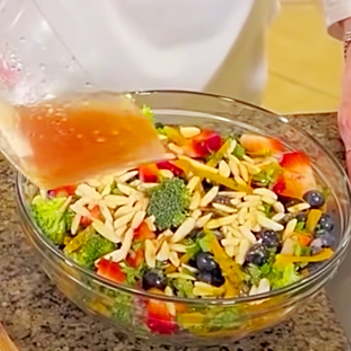 Broccoli And Berry Salad Recipe - Easy Salad Ideas Healthy Meal Ideas
