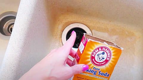 How To Clear Drains Using Natural Ingredients | DIY Joy Projects and Crafts Ideas