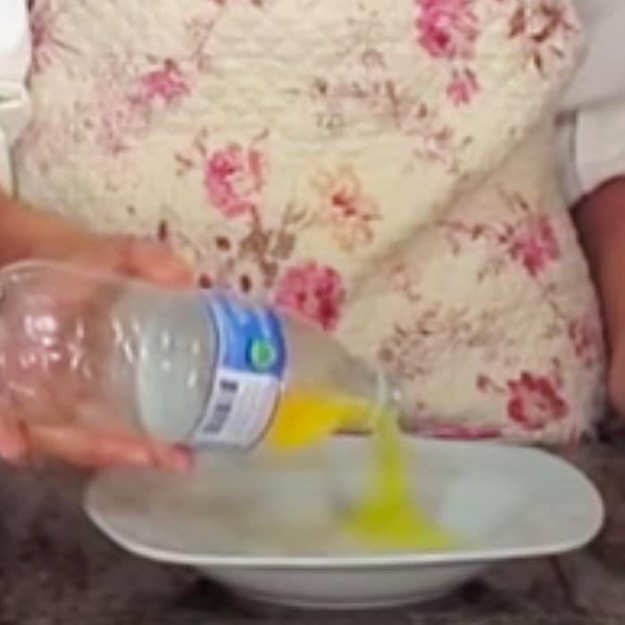 How To Separate Egg Yolks Using A Plastic Bottle - Easy Egg Yolk Hack - Food Hacks