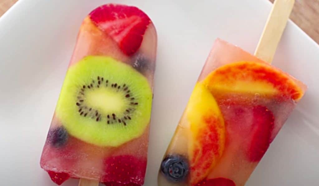 How To Make Fruit Salad Popsicles - Easy Homemade Popsicles - How To Make Grape Juice Popsicles