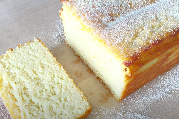 Keto Yogurt Almond Cake - Easy Keto Desserts - How To Make A Keto Cake - Keto Recipes