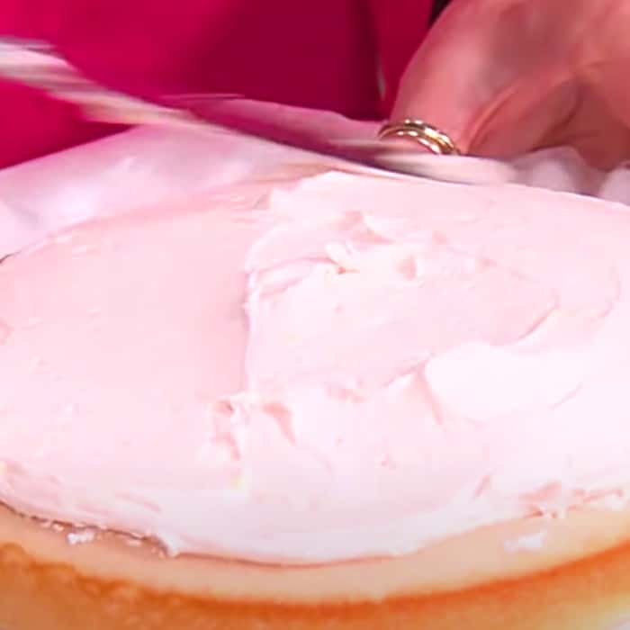 Lemonade Cake With Paula Deen - Paula Deen Recipe - Easy Dessert Ideas