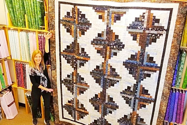 How To make A Log Cabin Quilt - Easy Quilt Pattern - Easy Sewing Patterns - Fun Sewing Ideas