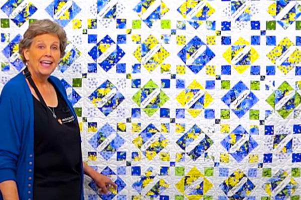 How To Make A Signature Quilt - Jenny Doan Quilt Design - Easy Sewing Pattern