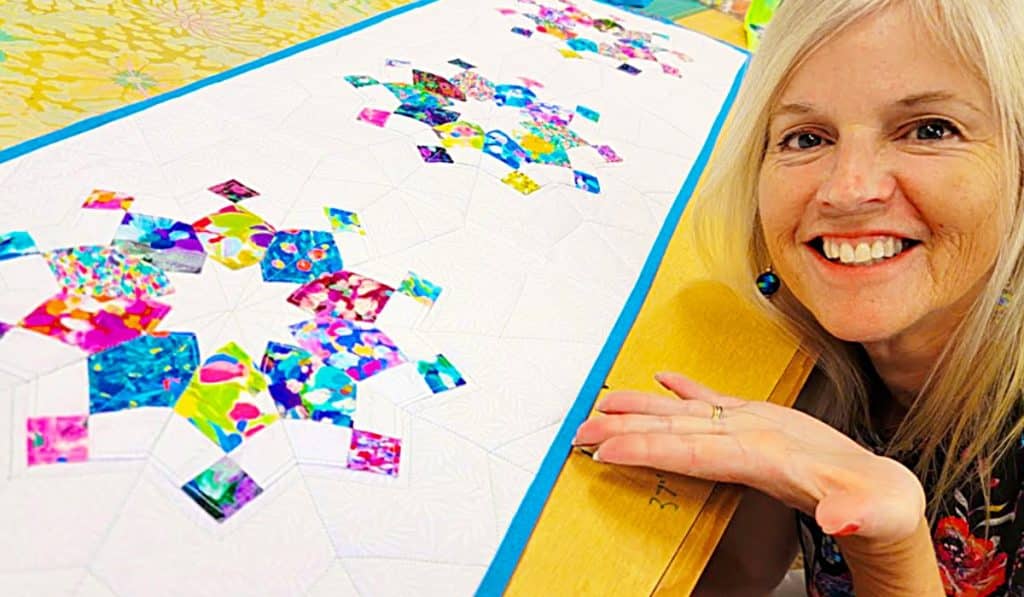 Starburst Table Runner Pattern - Scrappy Table Runner - Easy DIY Table Runner
