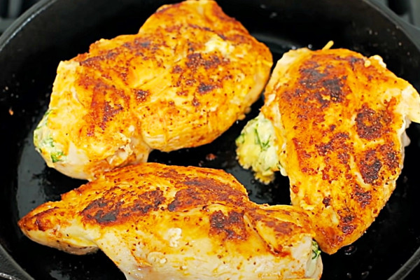 Cheesy Spinach Stuffed Chicken Breasts Recipe - Easy Chicken Breasts Recipe - Easy Chicken Breasts Recipe