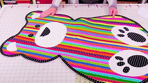 How To Make A Fabric Strip Teddy Bear Rug | DIY Joy Projects and Crafts Ideas