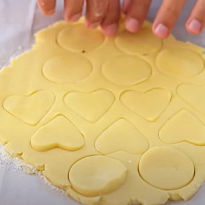 3-Ingredient Butter Cookies Recipe - DIY Joy