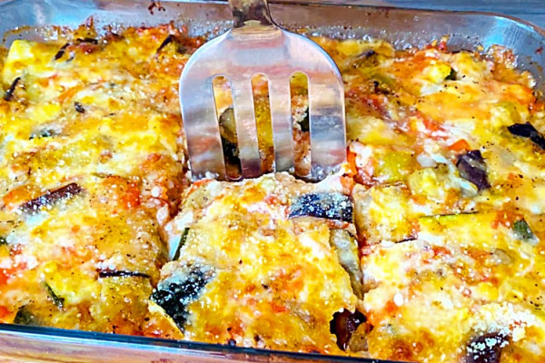 Puff Casserole Recipe - Veggie Casserole Ideas - Cheap Dinner Ideas - Easy Meal Recipe