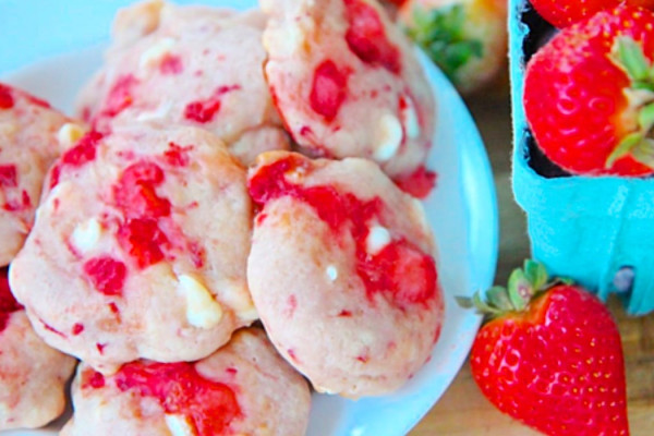 Strawberry Shortcake Cookies - How To Make Strawberry Cookies - Easy Dessert Ideas - Cookie Recipe