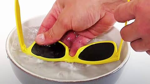 Sunglasses Cleaning Hack | DIY Joy Projects and Crafts Ideas