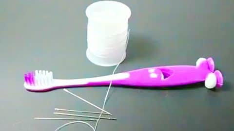 How To Thread A Needle Using A Toothbrush | DIY Joy Projects and Crafts Ideas