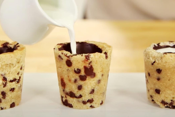 Chocolate Chip Cookie Shots - Easy Way To Make Cookie Cups - Cookie cup Recipe