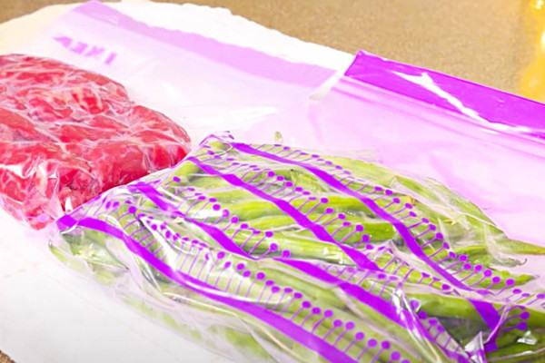 How To Freeze Food - Stop Freezer Burn - Food Prepping Ideas - Seal Food To Freeze